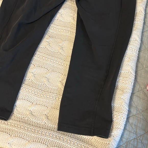 Nike Cropped Legging - Picture 9 of 11